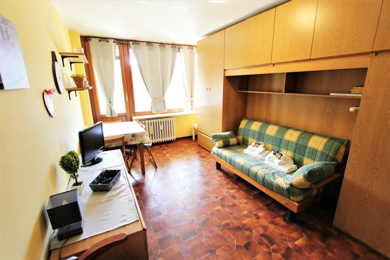 Hostdomus - Panoramic Residence Colle Colle Sestriere Exterior foto
