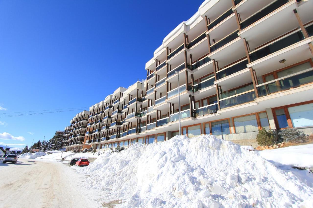 Hostdomus - Panoramic Residence Colle Colle Sestriere Exterior foto